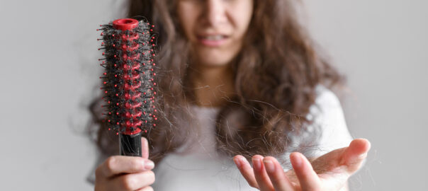 Лечение выпадения волос в Esteva Clinic