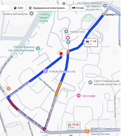 Заїхзд до Естева